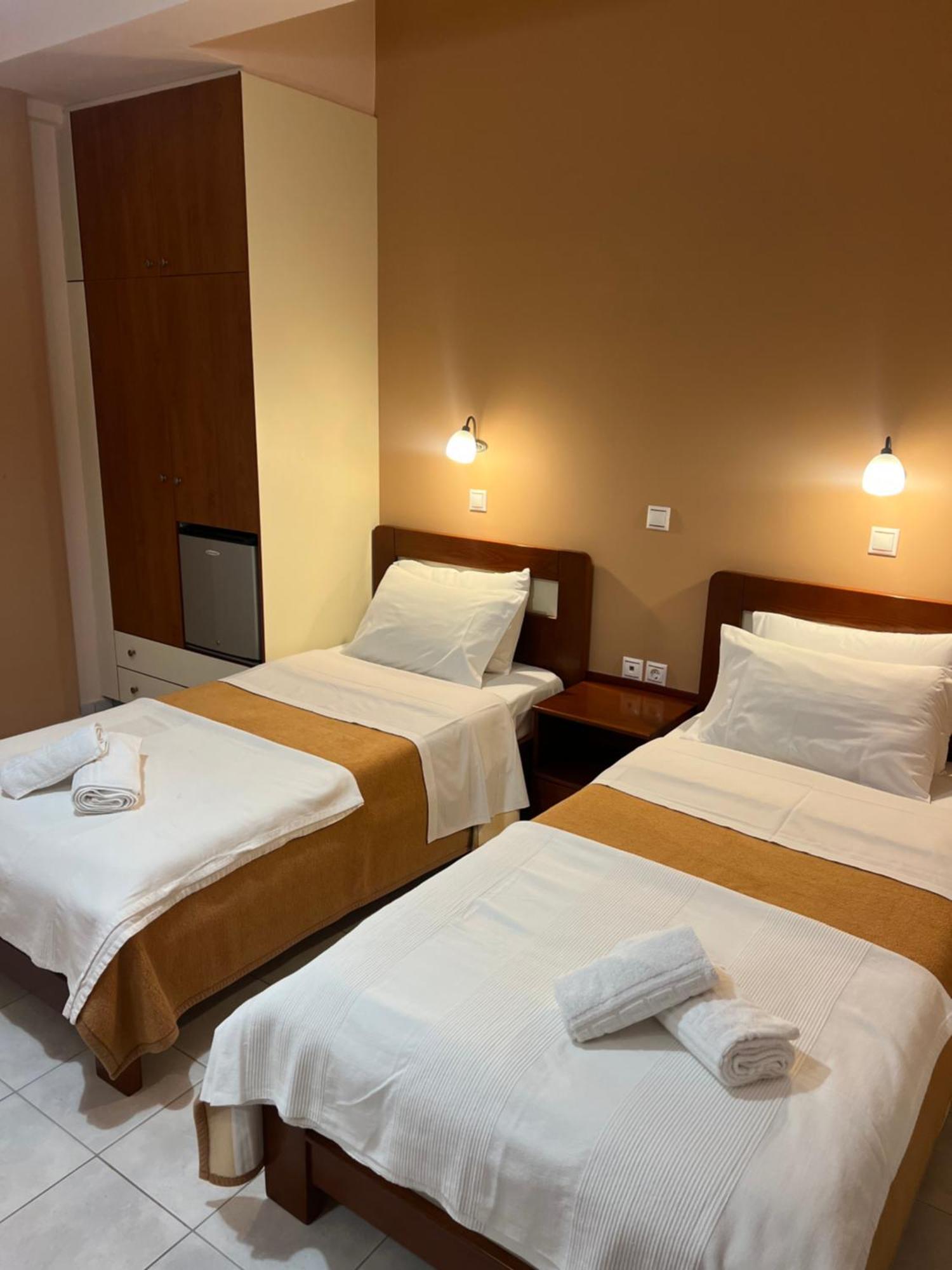Hotel Nevada 칼라마타 외부 사진
